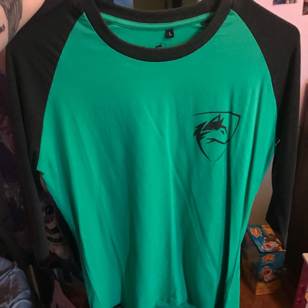 Alphalete original women’s shirt